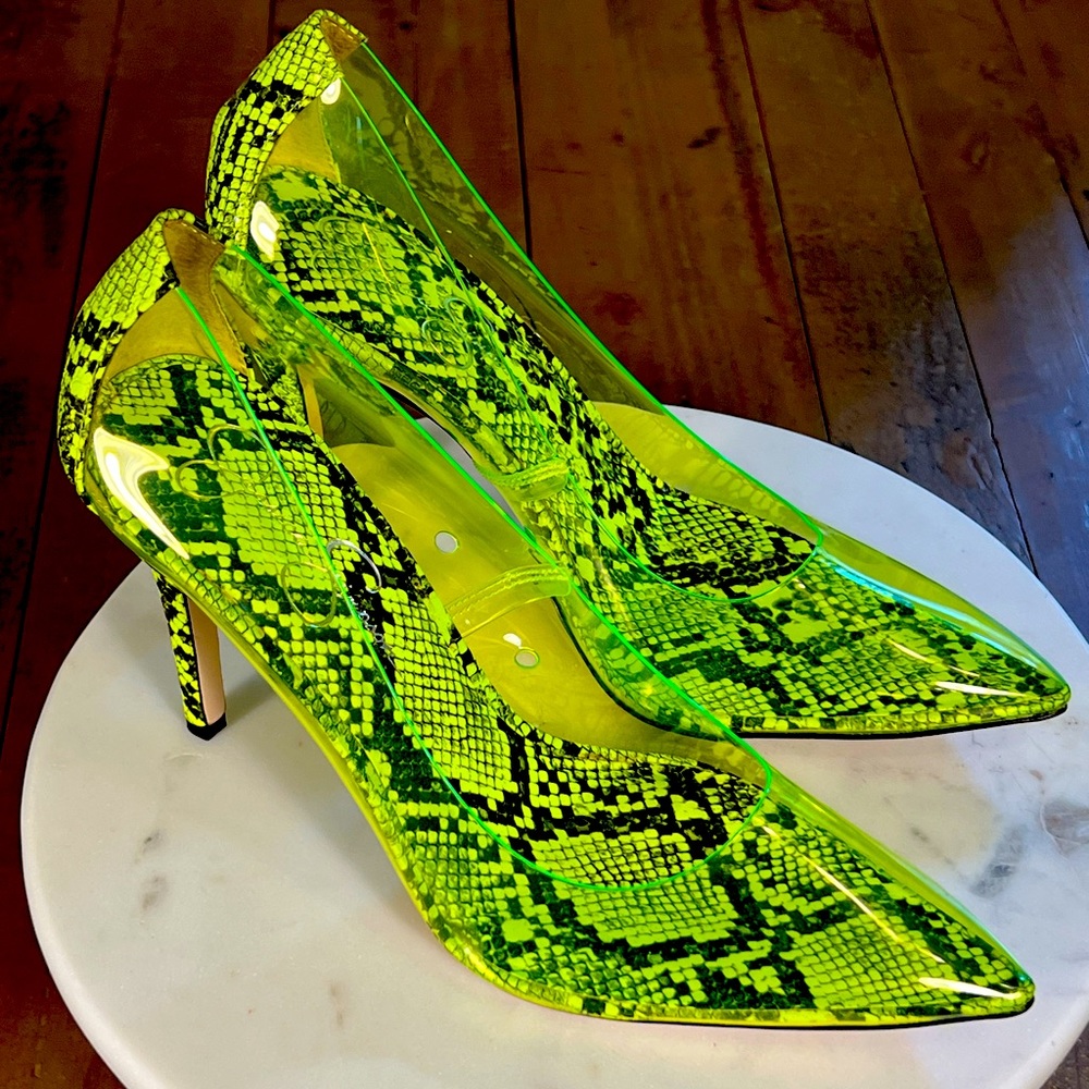 Jessica Simpson neon lime, green clear plastic pumps high heels with snakeskin